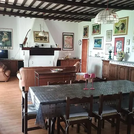 Casa Rosa, Di Campagna Con Piscina San Lorenzo (Macerata)